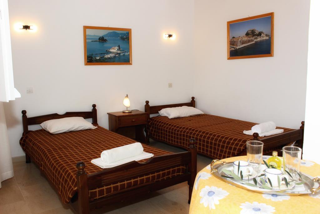 Aparthotel Sotiria Paramonas  Esterno foto